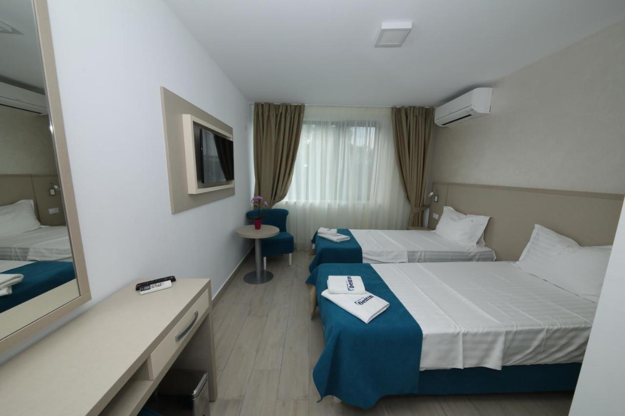 Hotel Delfin Mamaia Exteriör bild